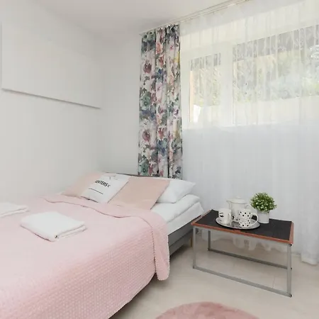 Affordable Underground Studio Near Pge Narodowy By Noclegi Renters Warsaw Exterior photo
